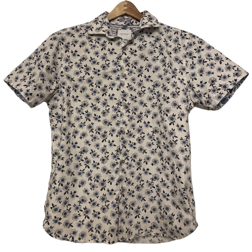 Cactus Man, Ricky Singh, White & Blue Flower, Button Up Short Sleeve, Size M - Picture 4 of 6